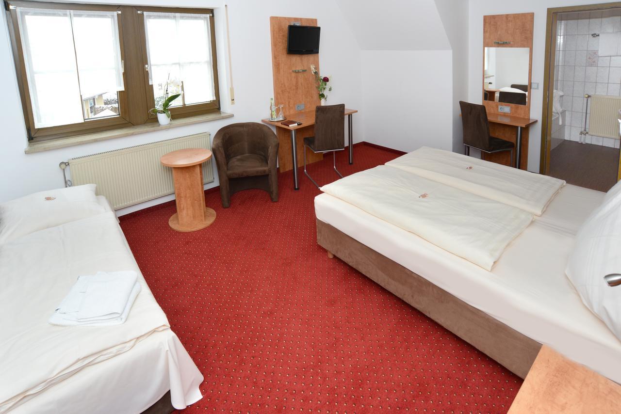 Hotel Jaegerhof Roth (Bavaria) Exterior foto